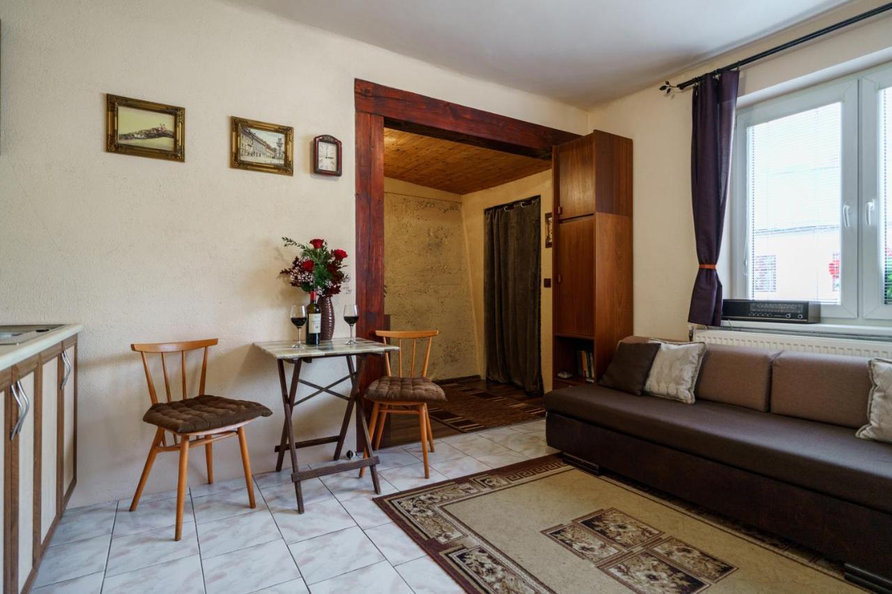 Apartment Melita - The Very Centre Of Town Banská Štiavnica Екстериор снимка
