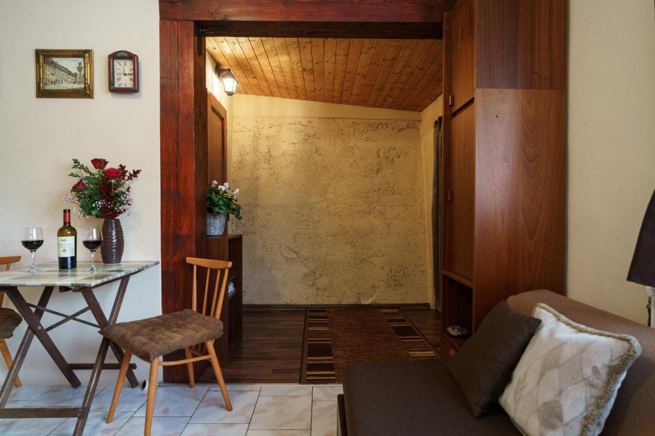 Apartment Melita - The Very Centre Of Town Banská Štiavnica Екстериор снимка
